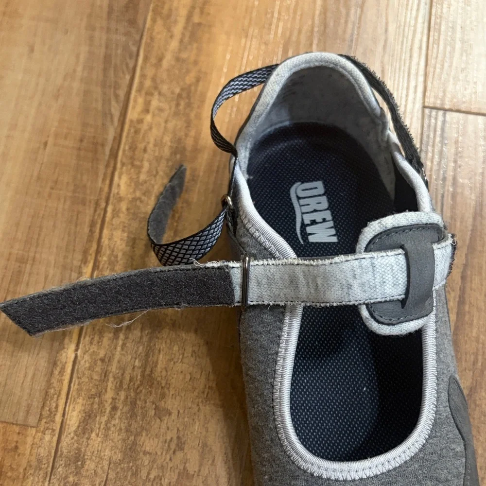 Drew gray Mary Jane Buttercup Dual Adjustable Strap walking shoes size 7.5 W